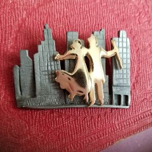 Vintage brooch city couple broach Ultra silver gold tone pin night on the town